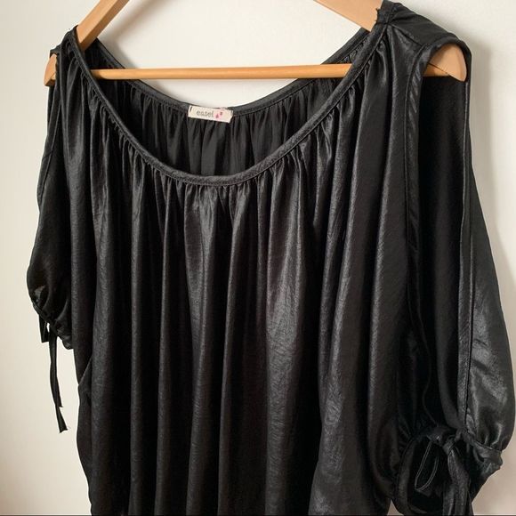 Easel Black Open Sleeve Tie String Blouse - Picture 3 of 11